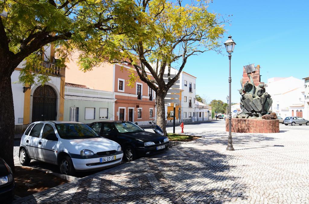 הוילה סילבס Casa Do Jardim מראה חיצוני תמונה